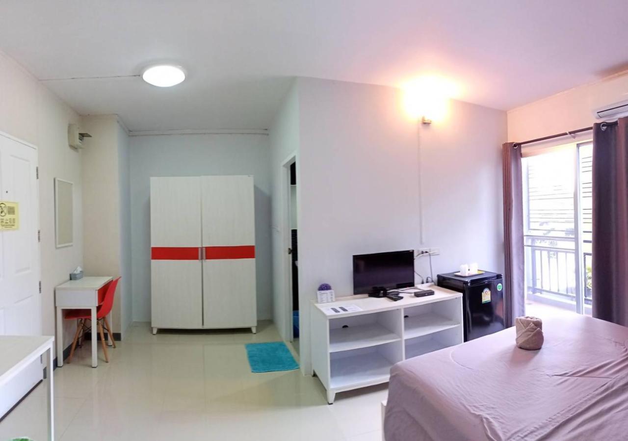 Room 9 Residence (Adults Only) Pluak Daeng Εξωτερικό φωτογραφία