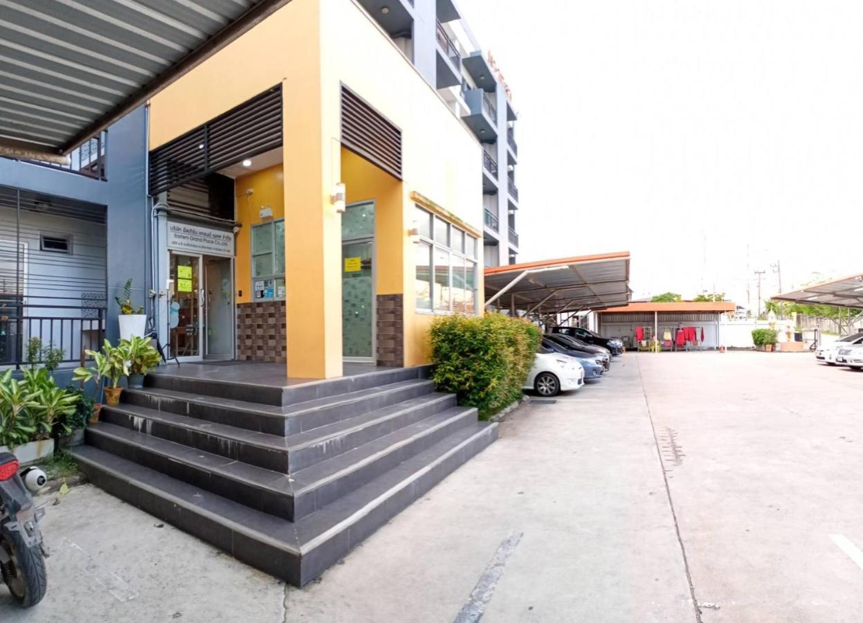 Room 9 Residence (Adults Only) Pluak Daeng Εξωτερικό φωτογραφία