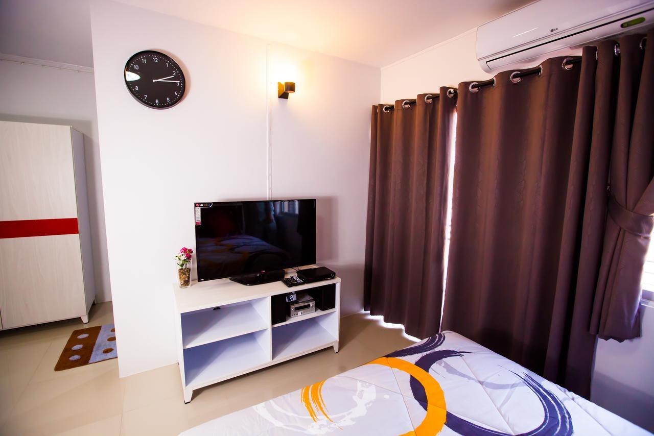 Room 9 Residence (Adults Only) Pluak Daeng Εξωτερικό φωτογραφία