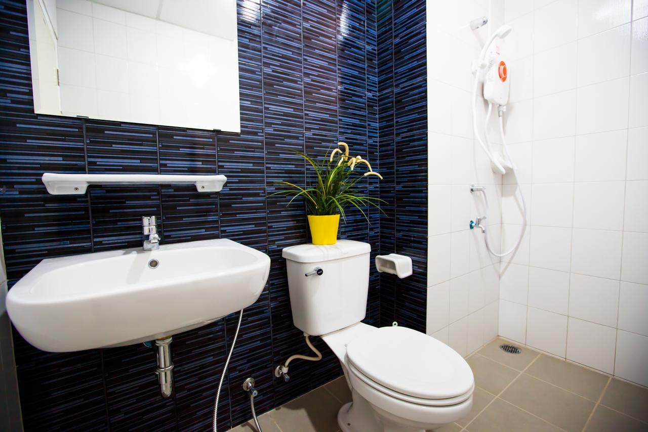 Room 9 Residence (Adults Only) Pluak Daeng Εξωτερικό φωτογραφία
